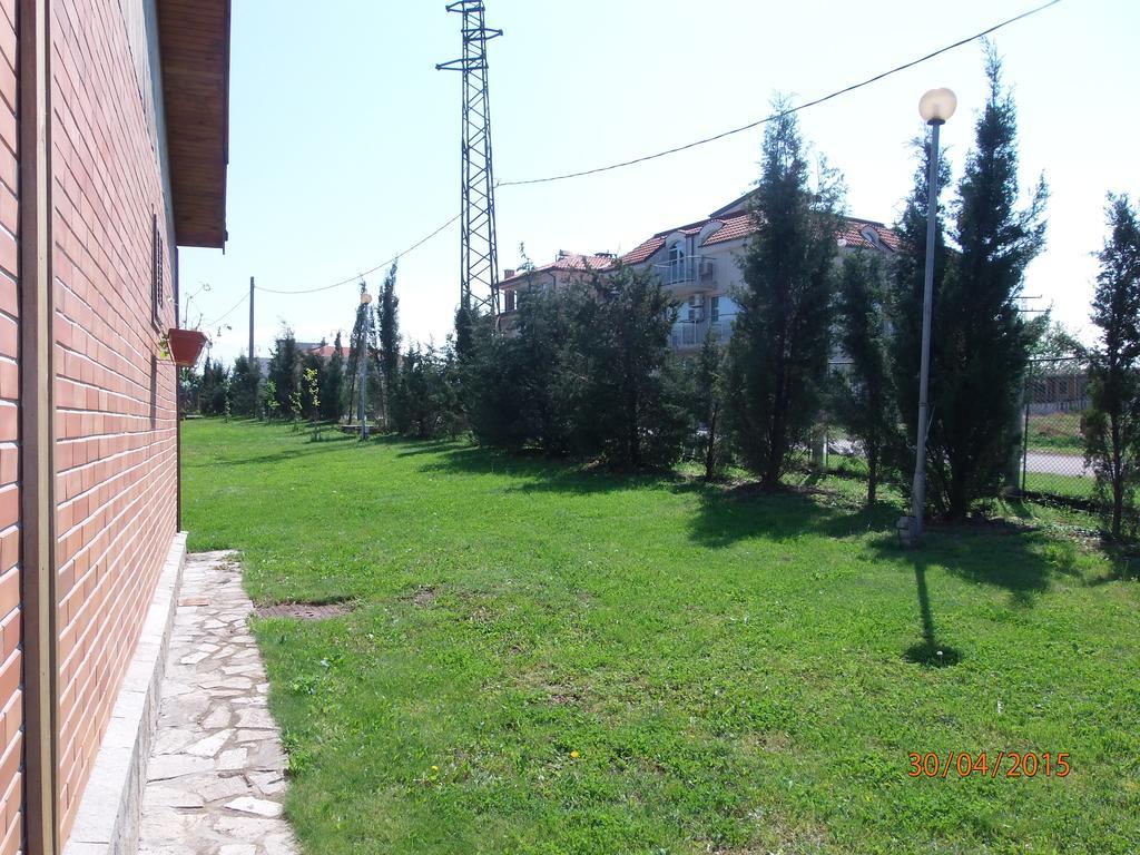 Villas&Bungalows Panorama Chernomorets Bagian luar foto