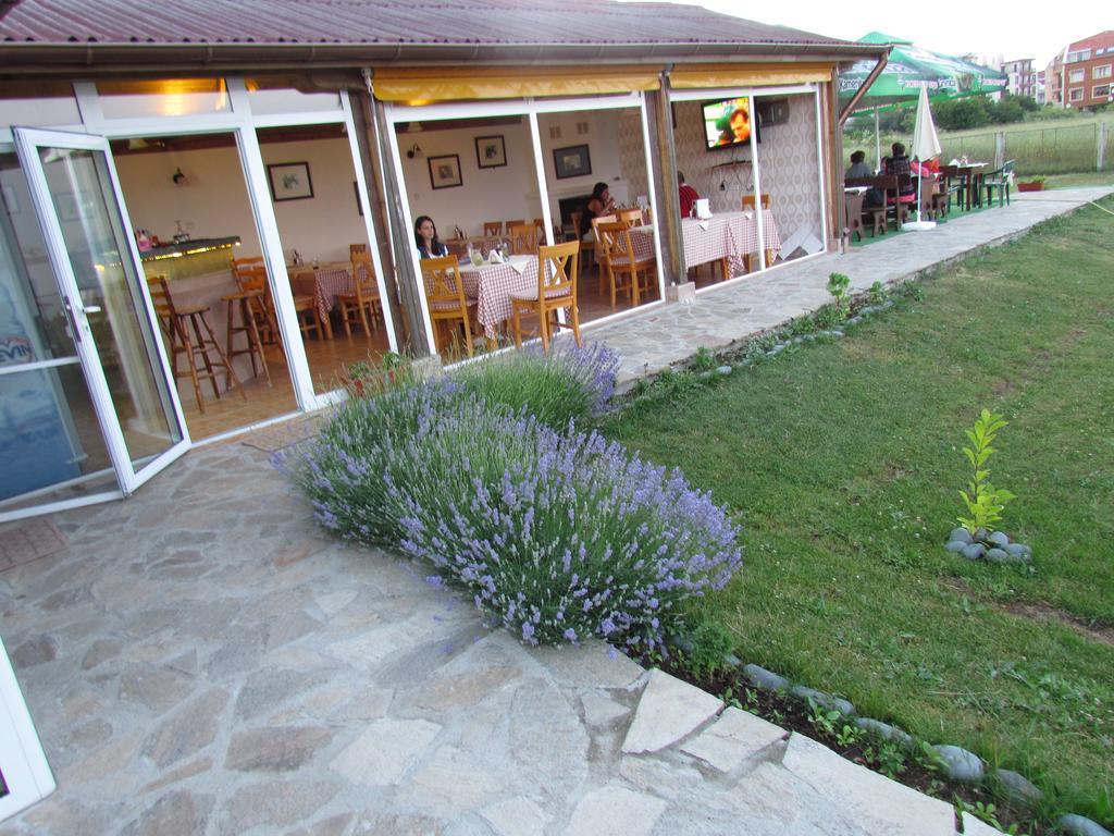 Villas&Bungalows Panorama Chernomorets Bagian luar foto