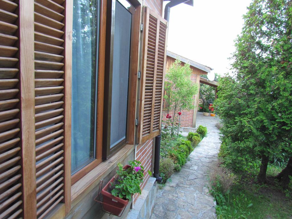 Villas&Bungalows Panorama Chernomorets Bagian luar foto